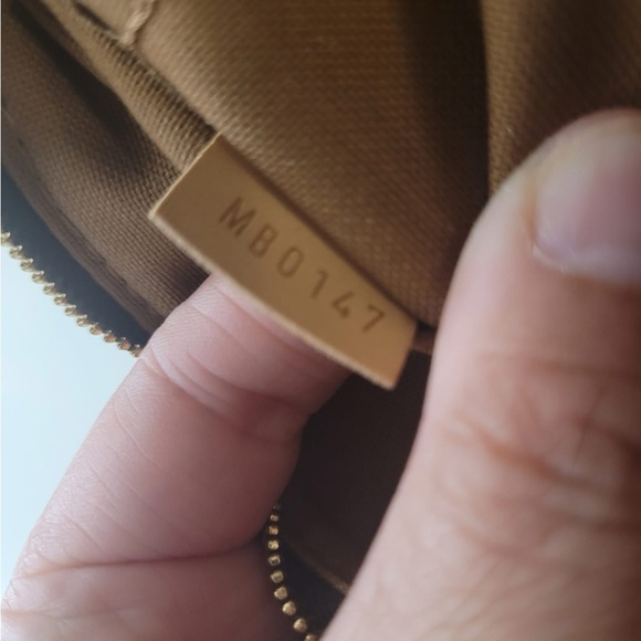 Louis Vuitton Monogram Pochette Accessories Purse - Picture 3 of 13